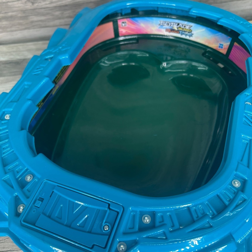 Hasbro Beyblade Burst Quad Strike Battle Arena Stadium NO LEGS - Picture 3 of 7